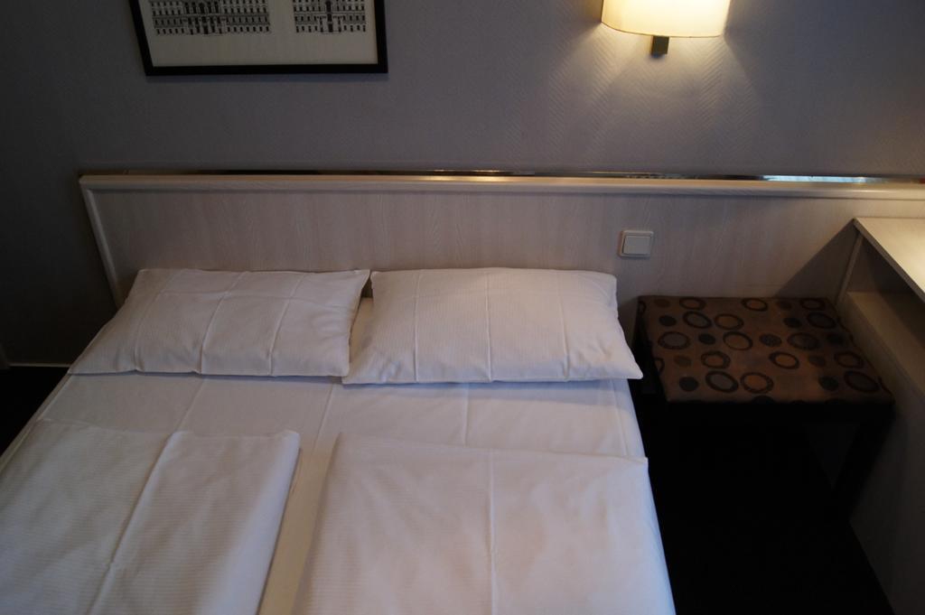 Berlin Plaza Hotel Am Kurfuerstendamm Номер фото