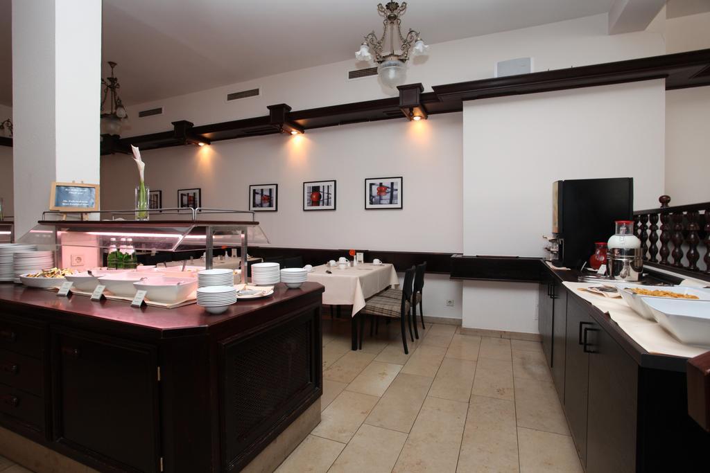 Berlin Plaza Hotel Am Kurfuerstendamm Экстерьер фото
